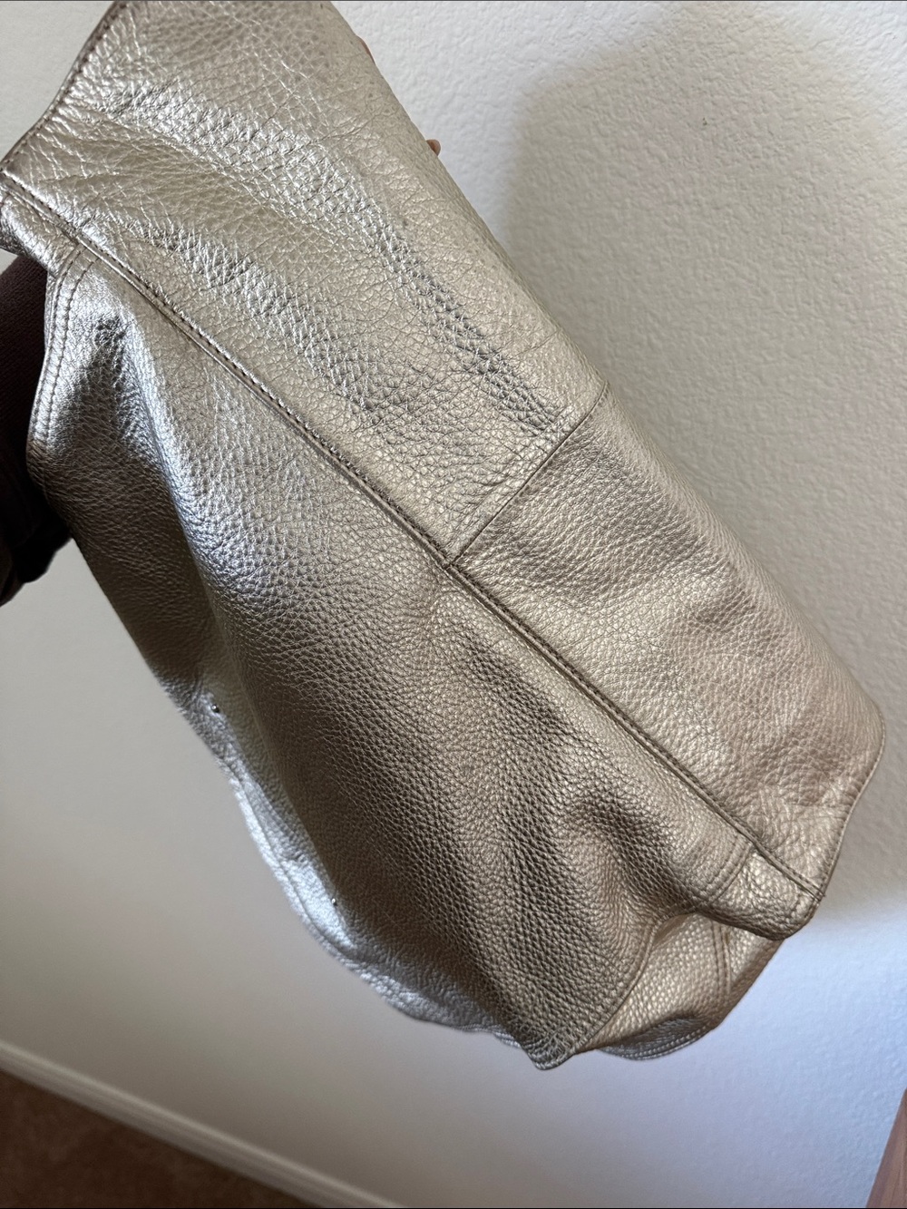 Makowsky slouchy leather purse - Picture 6 of 6